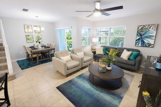 Amberton Luxury Townhomes in Naples, FL - Foto de edificio - Building Photo