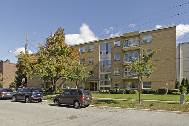 167 Stephen Dr in Toronto, ON - Building Photo - Primary Photo