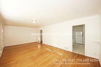 542 N 10th Ave in Pocatello, ID - Building Photo - Building Photo