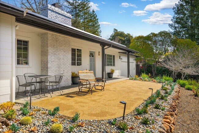 property at 35 Parklane Dr