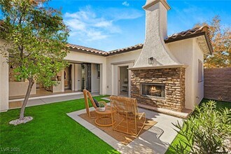 12024 Whitehills St in Las Vegas, NV - Building Photo - Building Photo