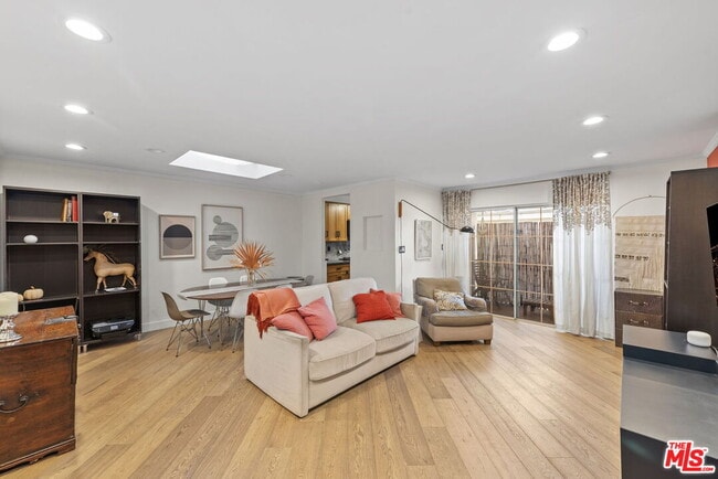 1144 10th Ct in Santa Monica, CA - Building Photo - Building Photo
