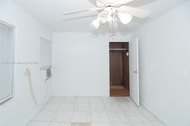 1878 NW 112th Terrace in Miami, FL - Building Photo - Building Photo