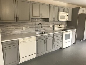 142 SW 8th Ave in Delray Beach, FL - Building Photo - Building Photo