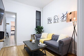 1567 York Ave in New York, NY - Building Photo - Building Photo