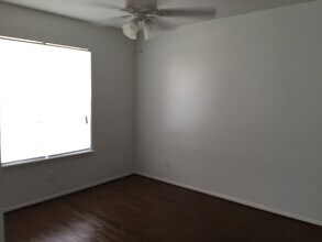 3700 Elliott St in Bryan, TX - Building Photo - Building Photo