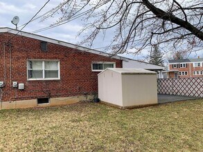 6236 Robin Hill Rd in Baltimore, MD - Building Photo - Building Photo