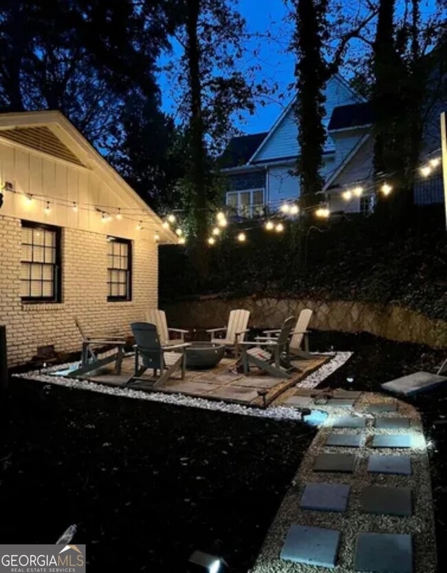 property at 4004 Sheldon Dr NE