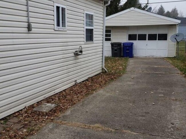 1404 W North St in Kokomo, IN - Building Photo - Building Photo