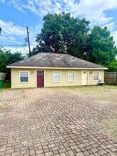 8155 Ogden St in Houston, TX - Building Photo - Building Photo