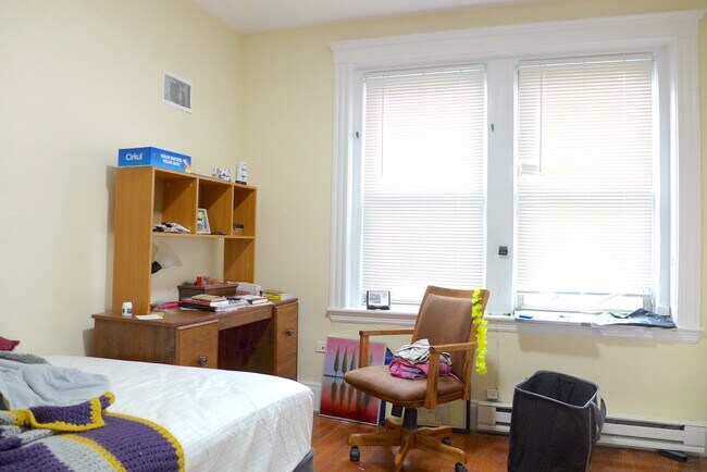36 Peterborough St, Unit 23