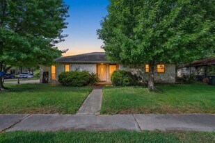 15303 Tonya Dr in Houston, TX - Building Photo