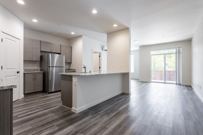 The Crossing in Ridgefield, WA - Foto de edificio - Interior Photo