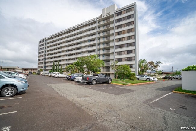 property at 99-015 Kalaloa St