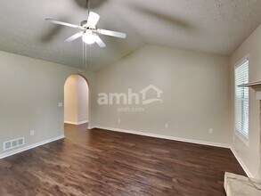 4122 Edenbrooke Cir in Loganville, GA - Building Photo - Building Photo