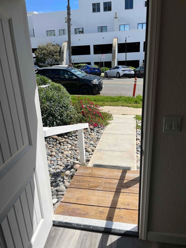 612 Civic Center Dr in Oceanside, CA - Building Photo - Building Photo