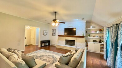 1082 Sugar Ln in Collierville, TN - Building Photo - Building Photo