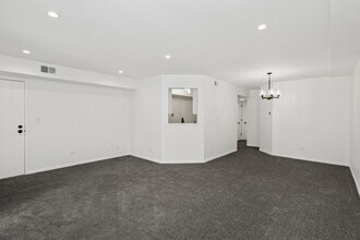 4252 Central Rd in Glenview, IL - Building Photo - Building Photo