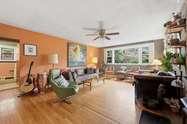 201 Bowdoin Ave in Swarthmore, PA - Building Photo - Building Photo