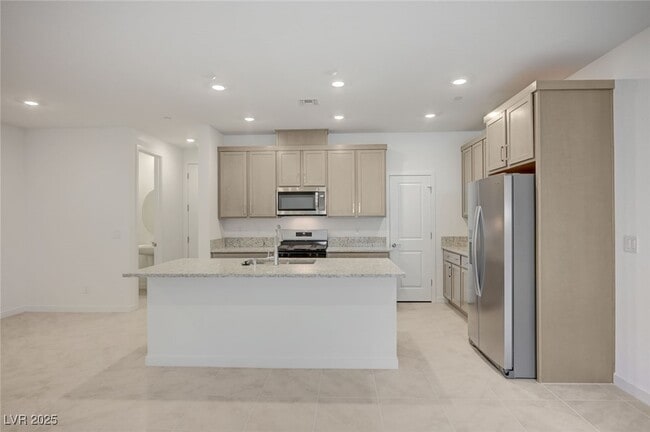 property at 2544 Vandra St