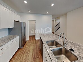 2286 E Wild Horse Way in Eagle Mountain, UT - Building Photo - Building Photo