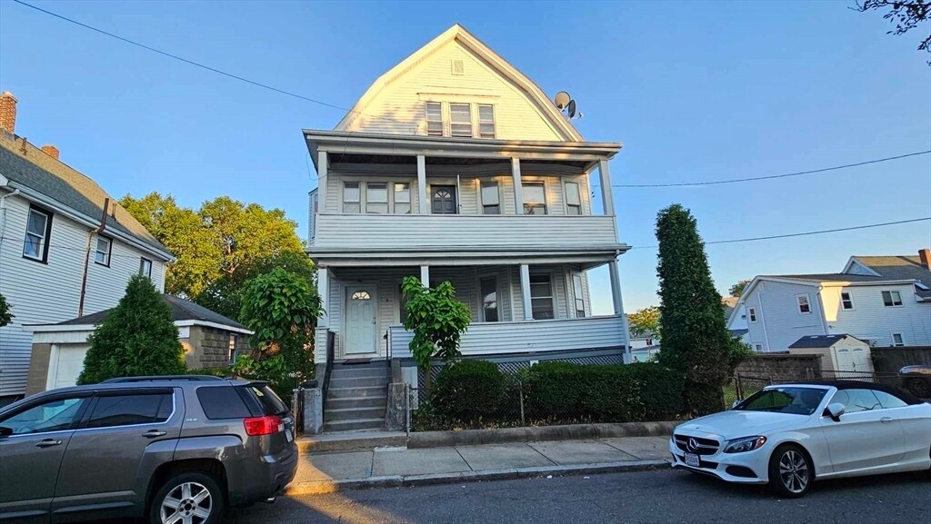 9 Sanger St in Medford, MA - Building Photo