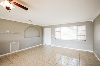 4314 Taft St in Hollywood, FL - Building Photo - Building Photo