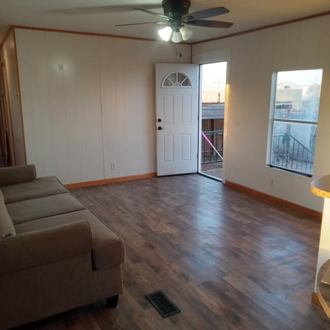 5104 County Road 1200, Unit 1 in Lubbock, TX - Building Photo - Building Photo