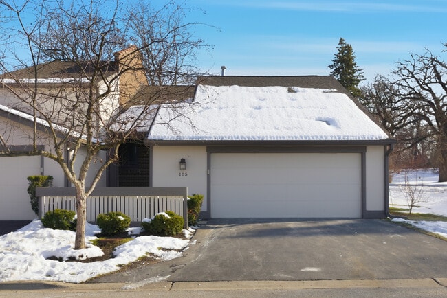 property at 105 Yarrow Ct