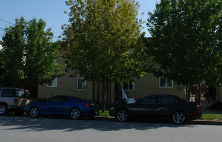 232 N 8th St Apartments