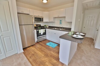 4416 Dunning Rd in Norfolk, VA - Building Photo - Building Photo