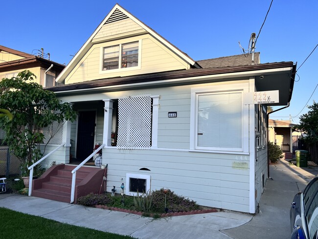 446 S Chicago St, Unit 446 in Los Angeles, CA - Building Photo - Building Photo