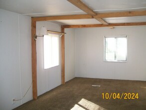 3098 Springhill Rd in Bozeman, MT - Foto de edificio - Building Photo