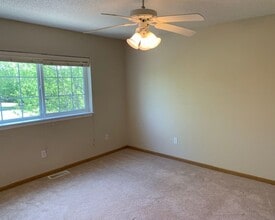 24 Bridgewater Trail in Hudson, WI - Building Photo - Building Photo