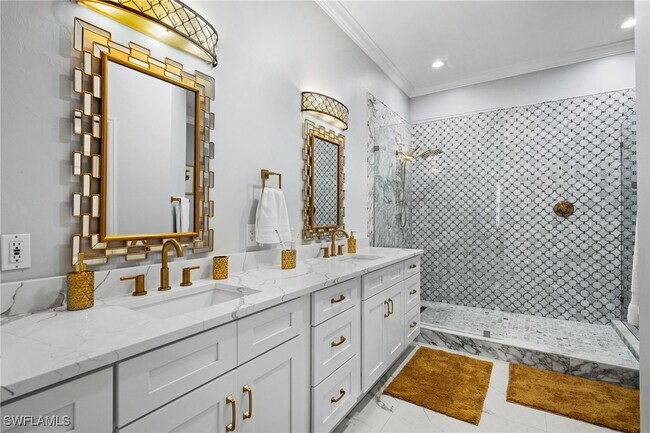 property at 5010 Marina Cove Dr