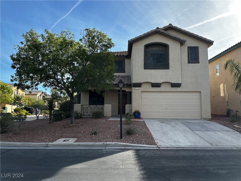 11128 Montagne Marron Blvd in Las Vegas, NV - Building Photo