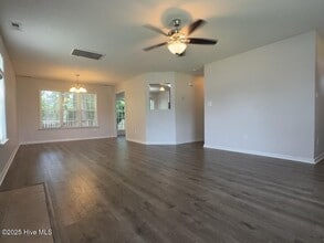 107 Sabrina Dr in Richlands, NC - Building Photo - Building Photo