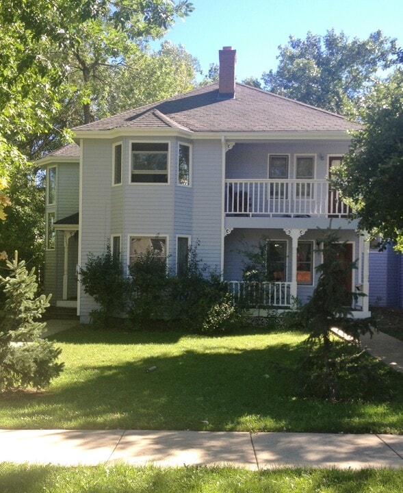 2524 Mapleton Ave in Boulder, CO - Foto de edificio