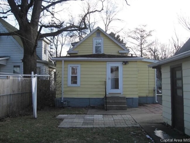 2257 S 10th St in Springfield, IL - Building Photo - Building Photo