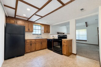 1400-1528 La Chateau Dr in Liberty, MO - Building Photo - Building Photo