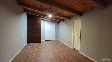 2604 Quince Ln in McAllen, TX - Foto de edificio - Building Photo