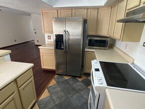 1627 55th St NW in Albuquerque, NM - Building Photo - Building Photo