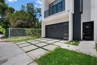 1467 McKee St in Dallas, TX - Building Photo - Building Photo