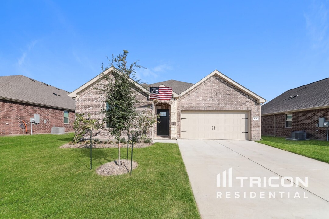 435 Walpole Ct in Fate, TX - Building Photo