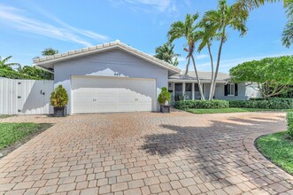 995 SW 13th Dr in Boca Raton, FL - Building Photo - Building Photo