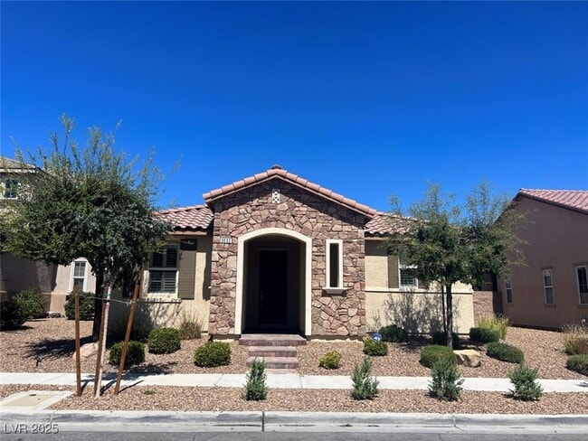 property at 3032 Camino Largo Ave