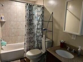 27 Clover St in Ansonia, CT - Building Photo - Building Photo