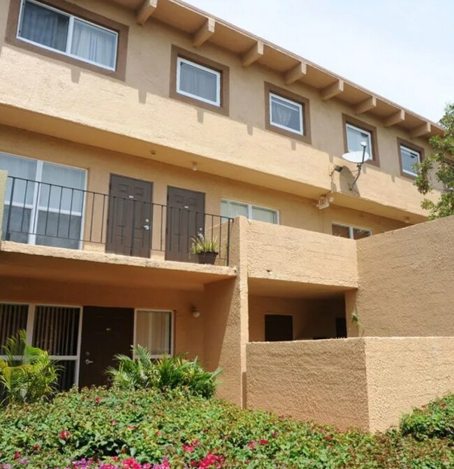 1600 NW 4th Ave in Miami, FL - Building Photo - Building Photo