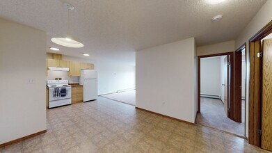 Birch Terrace in Wetaskiwin, AB - Building Photo - Building Photo