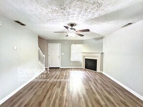 9102 Fairway Ct in Riverdale, GA - Building Photo - Building Photo